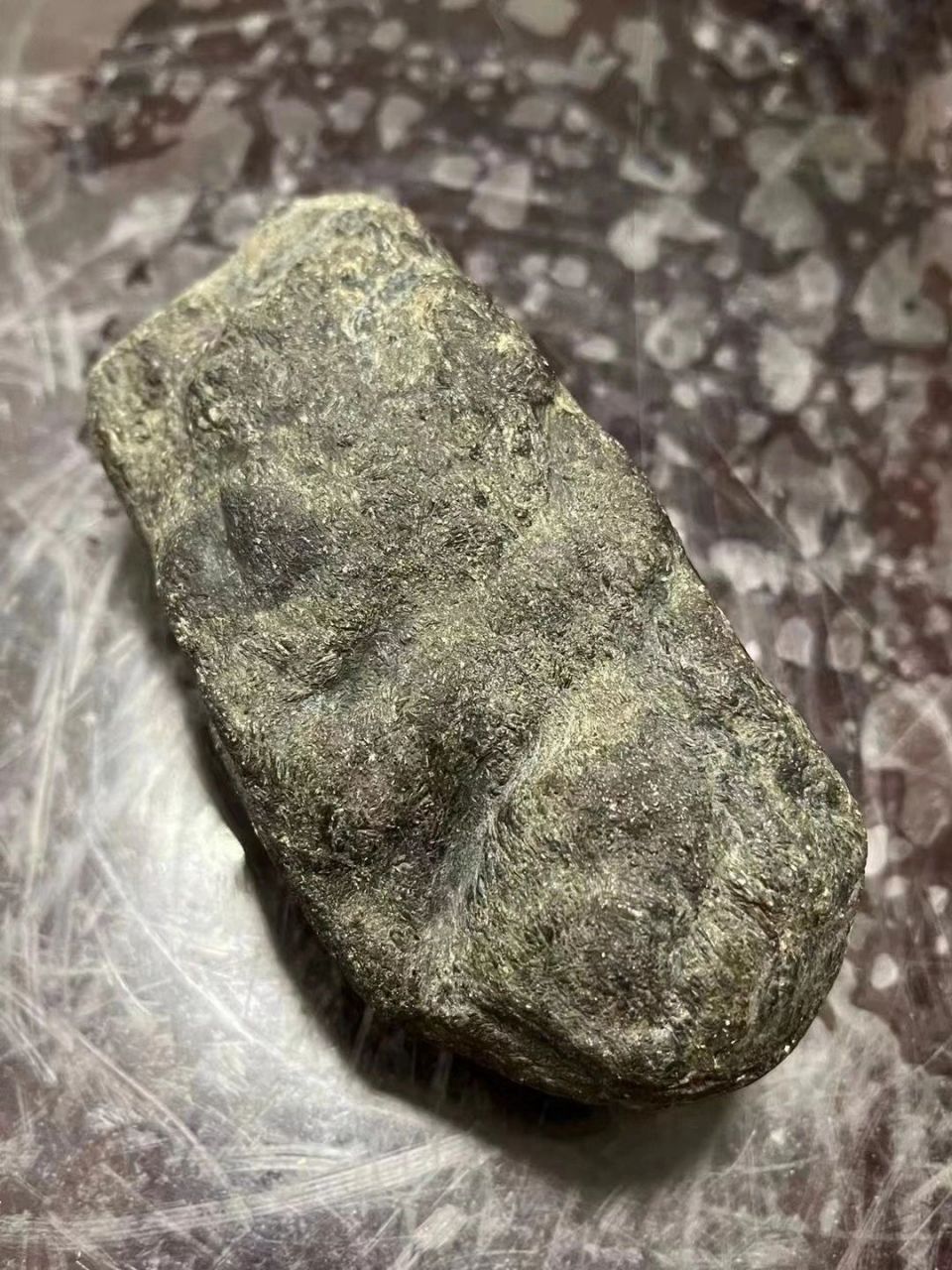 翡翠原石# #点击头像看直播# 730克莫西沙老象皮高冰玻璃底牌子料