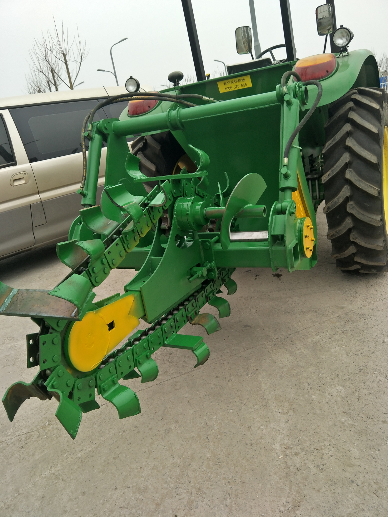 厂家直销大棚王拖拉机改装链条开沟机