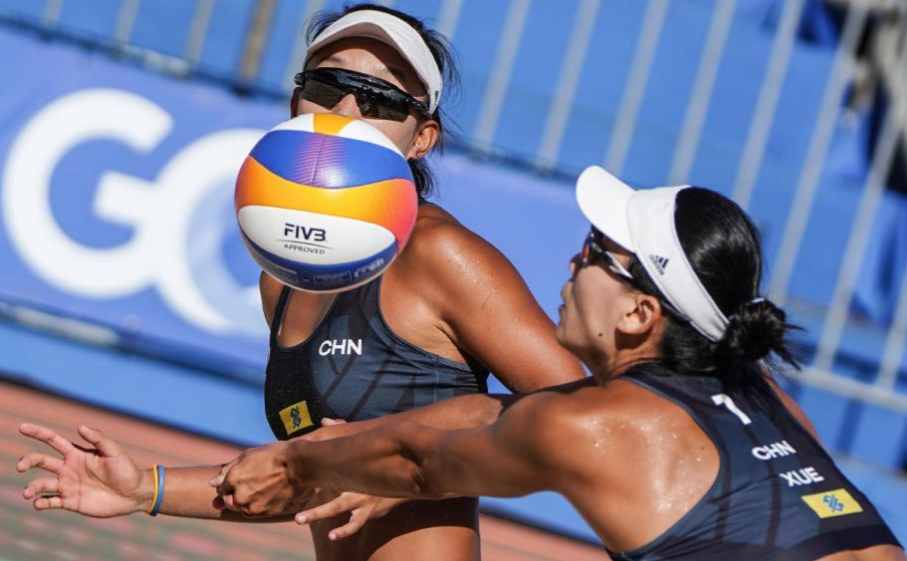 中国沙排组合薛晨/夏欣怡勇夺世界巡回挑战赛伊塔佩马站冠军