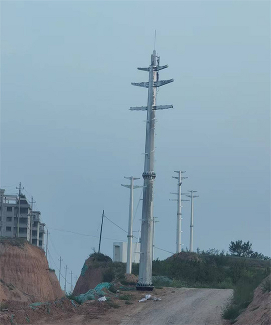 电力钢杆,电力钢管杆,钢管杆,钢桩基础施工费 双回路钢管杆是什么 双