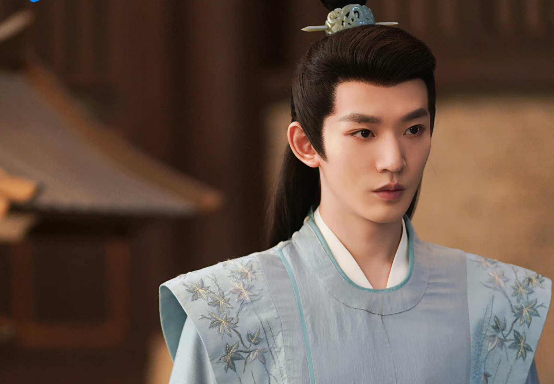 《遇龙》这部剧将邓为带进观众的视野, 《长相思》是"狐狸"成功路上