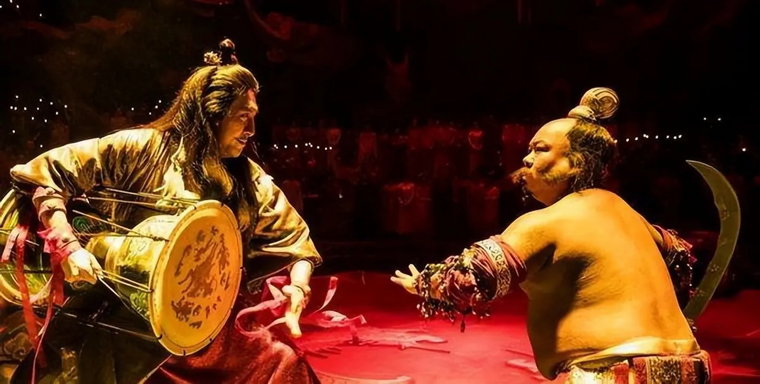 公元757年,安禄山睡觉时,阉人李猪儿用刀捅进了他的肚子.