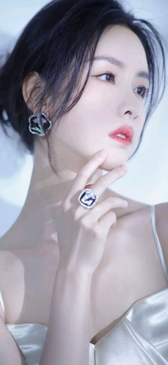 陈都灵,盛世美颜,是不是你心里的那一抹白月光?#陈都灵