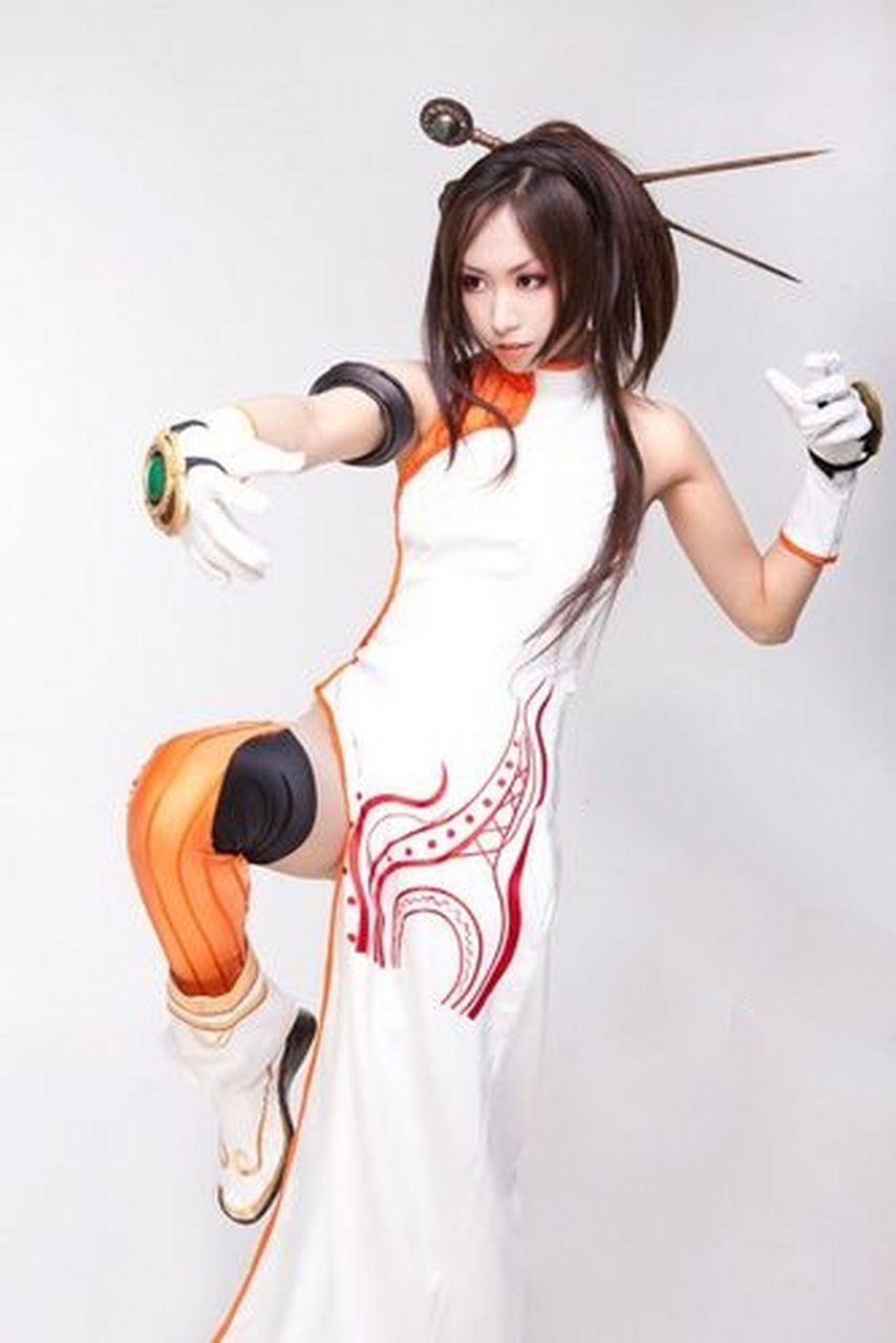 【地下城与勇士cosplay女气功师】 气功师是格斗家职业中唯一能够控制