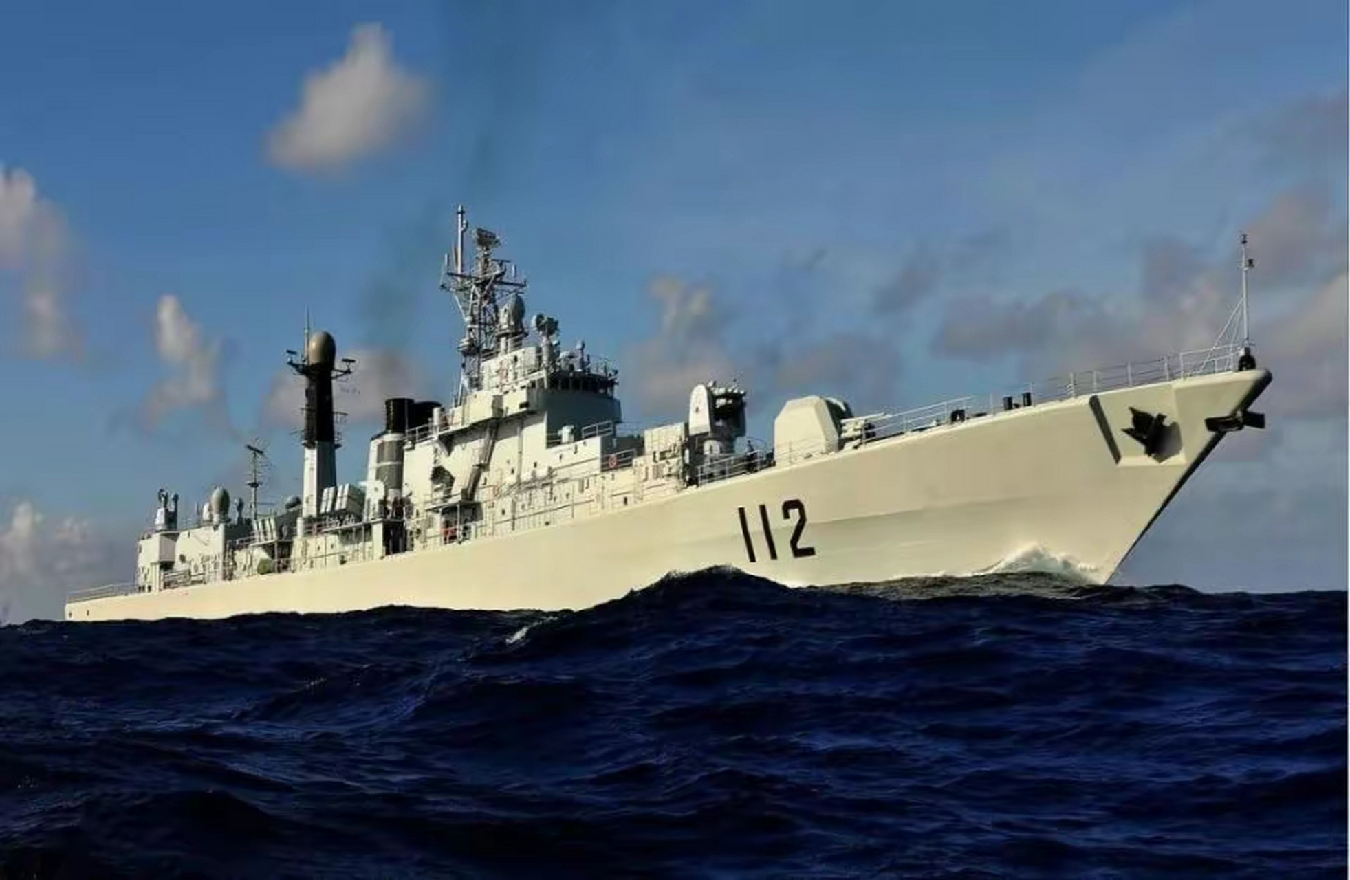 海军112和113舰图片