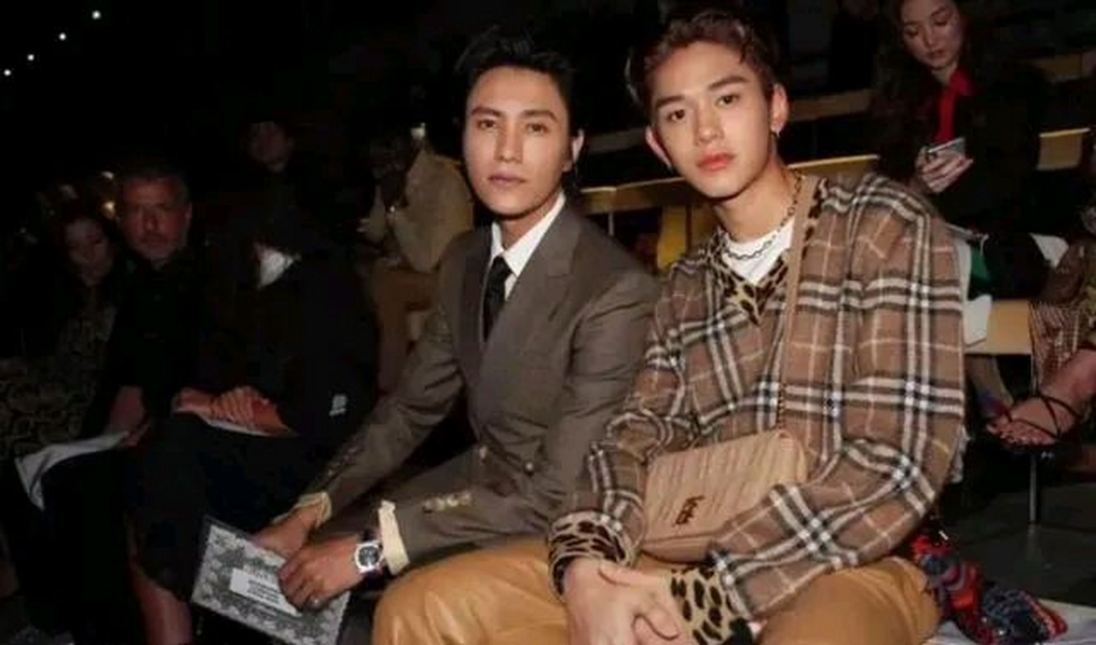 陈坤儿子身世之谜  陈坤的儿子名叫陈尊佑,绰号"优优",出生于2002年