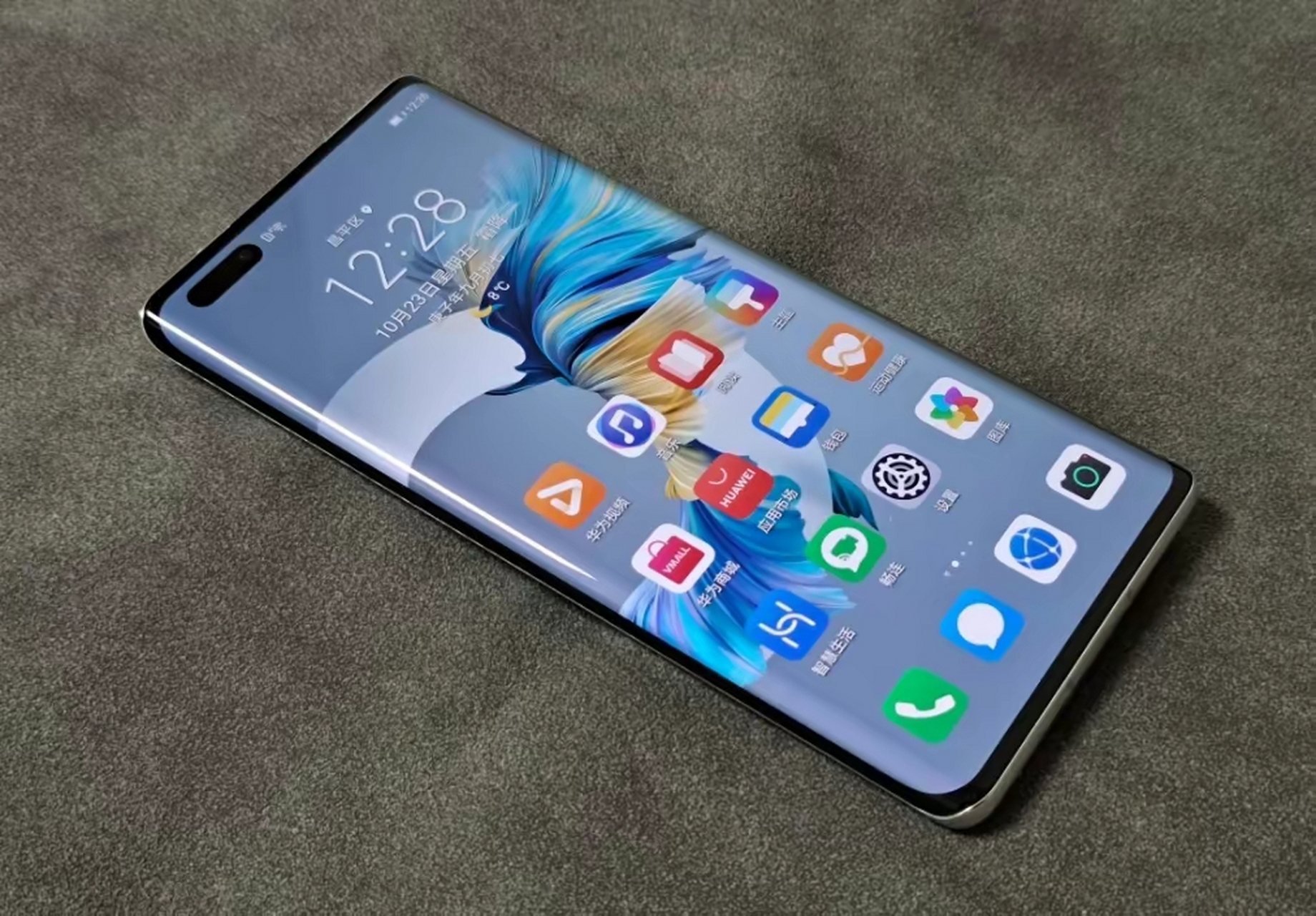 为什么曾经风靡全网的曲面屏手机不多了?它有什么缺陷?不知道你们现在