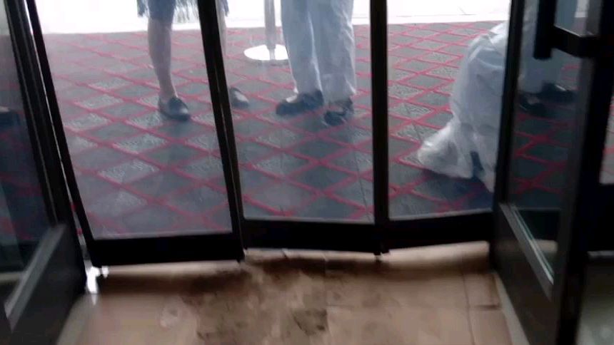 青岛创业,临时决定让我损失几千块,无奈啊