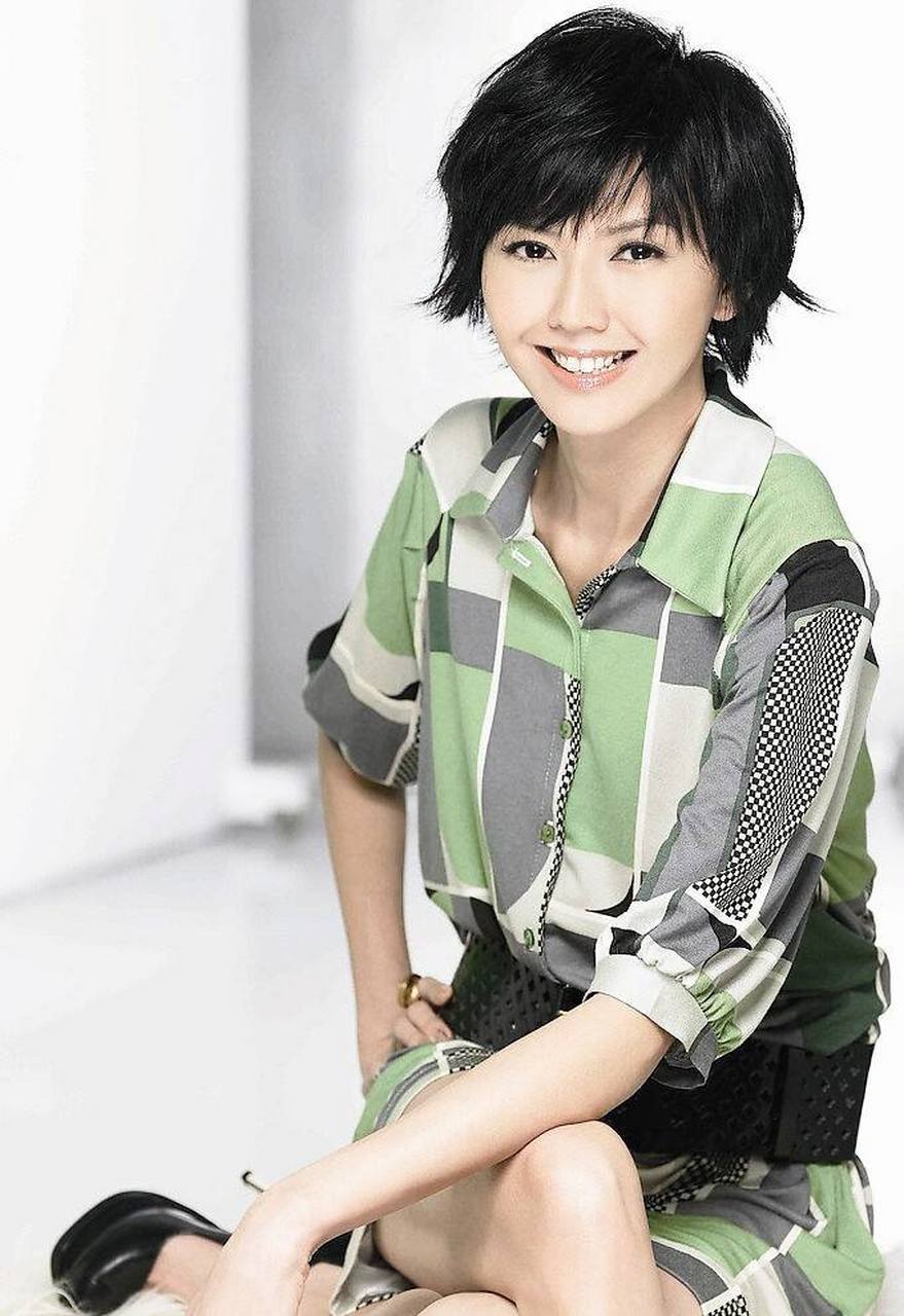 孙燕姿才是女歌手中人生最完美的吧?