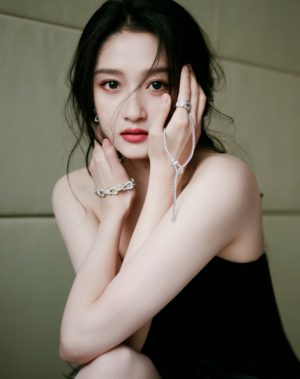 长腿女神 关晓彤 [亲吻]"灿如春华,皎如秋月"[色]