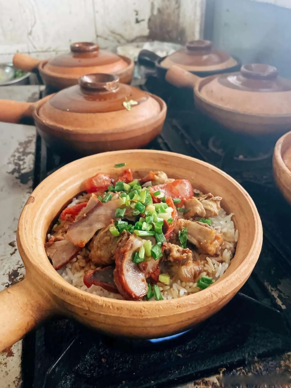 广东煲仔饭,真的好吃到爆!