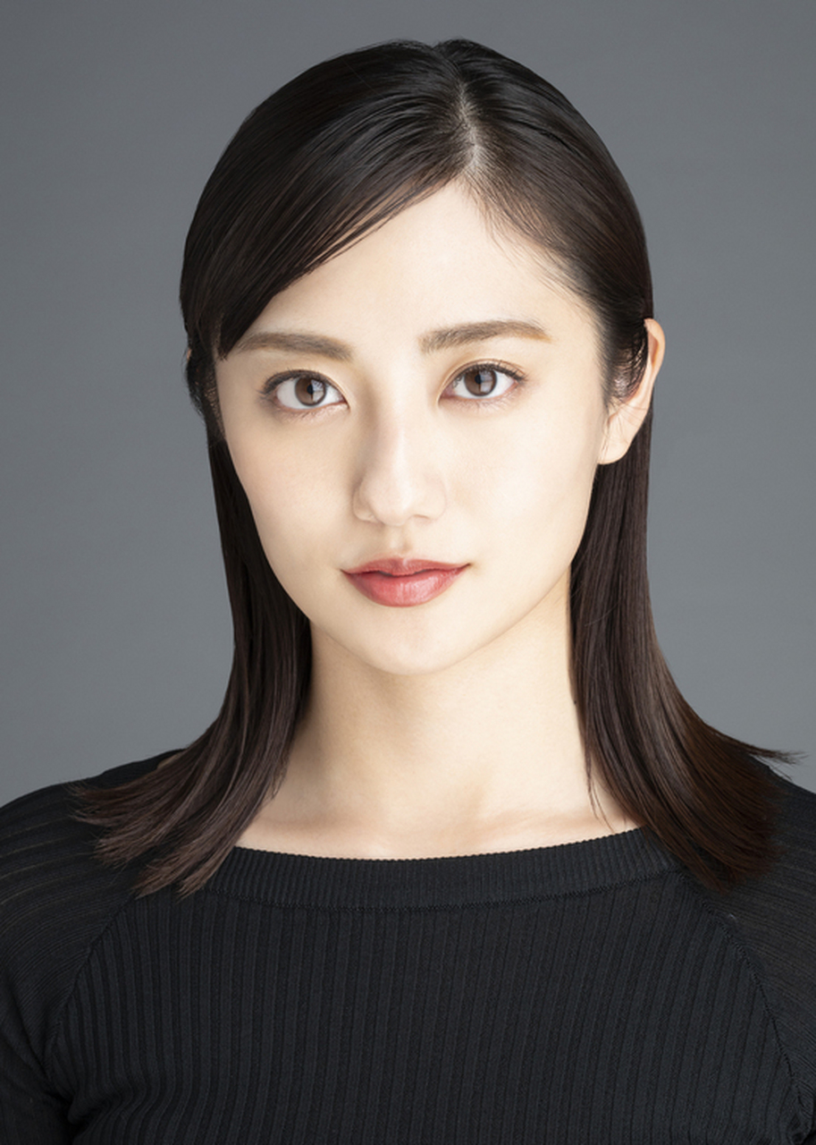 奥山和纱,1994年3月出生于日本青森县,日本女演员,模特.