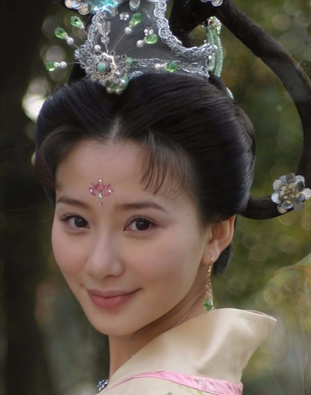 周娥皇派人去寻,最后发现竟是自己的妹妹周嘉敏!