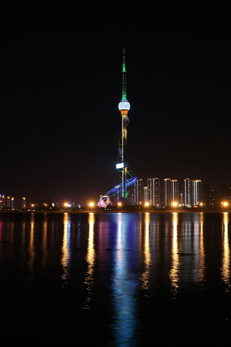 临沂夜景图片真实图片