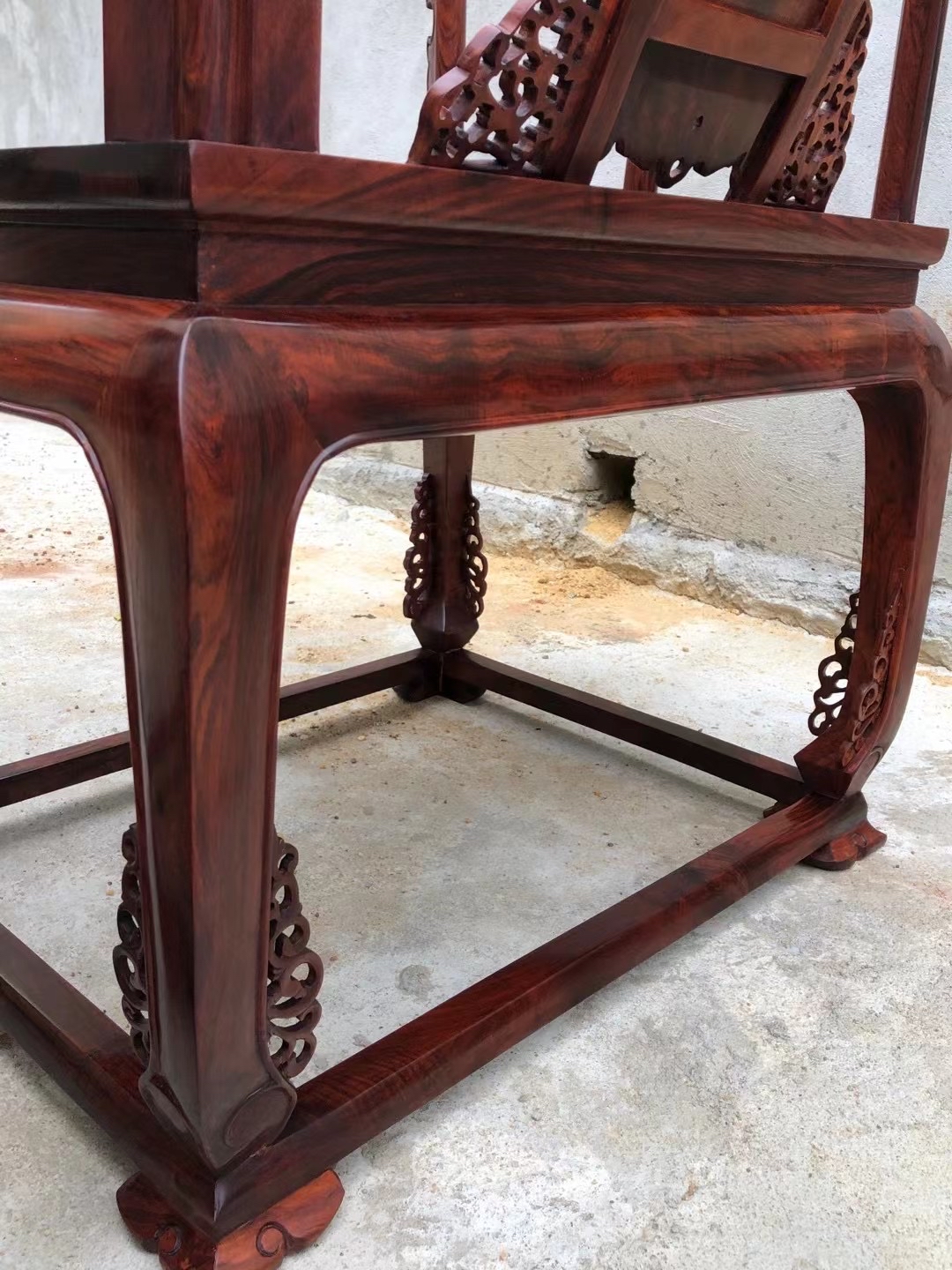 海南黄花梨紫油梨老料皇宫椅