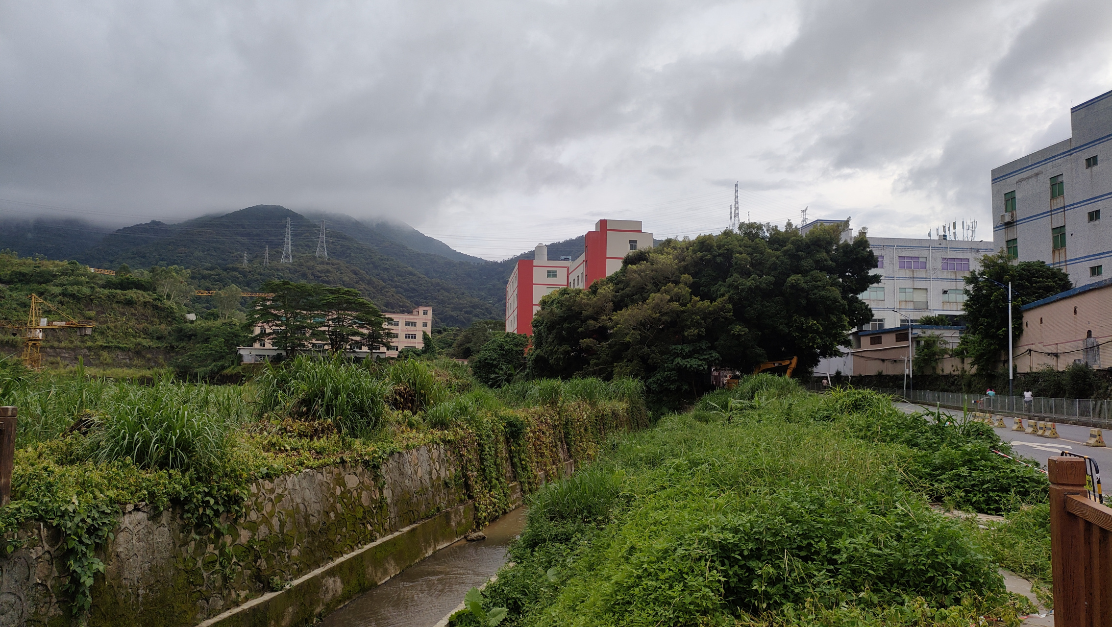 分享深圳龙岗区西坑村