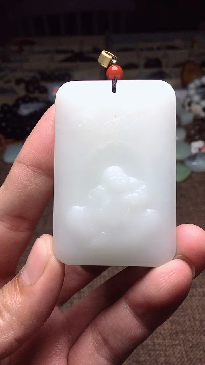 和田玉羊脂佛牌