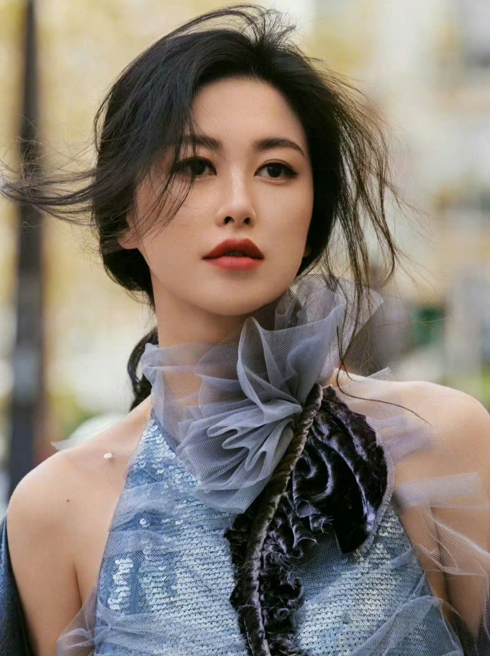 朱珠巴黎浪漫大片, 朱珠确实是非常的适合这样的风格,这种从容不迫的