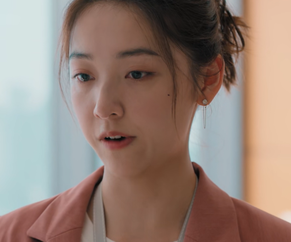 从《促醒者》到《当打之年》,陈昊蓝用两个配角圈粉无数