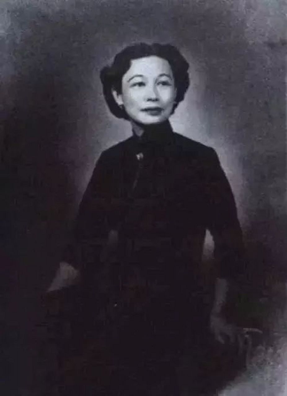 1932年,吴毓骧刚和一名女子相亲,就拿出三百元让女子买自己喜欢的东西