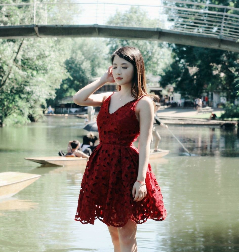 朱文琪:牛津大学第一美女,性感优雅的女人
