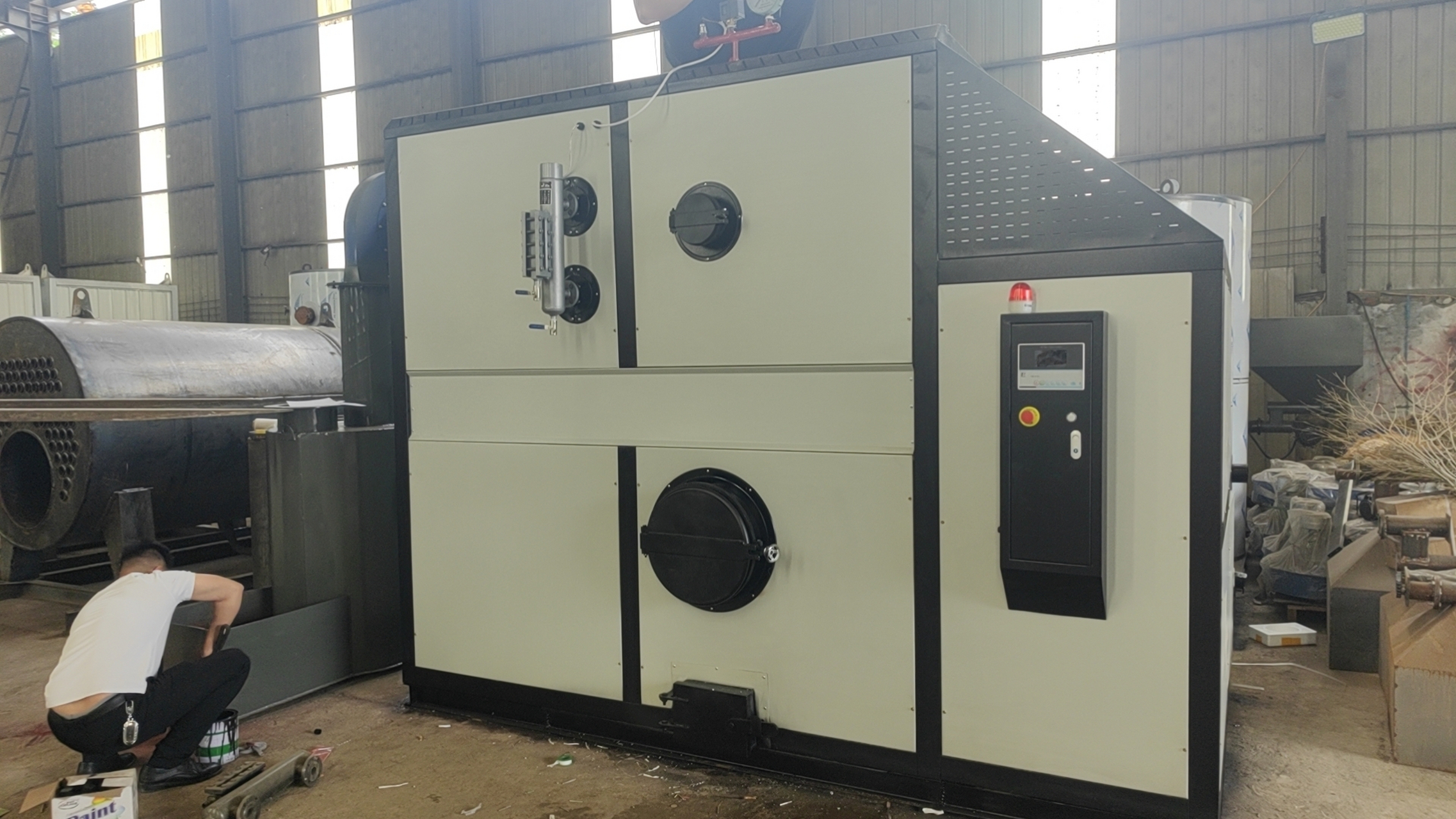 生物质蒸汽发生器,又称蒸汽热源机,新型五回程蒸汽发生器