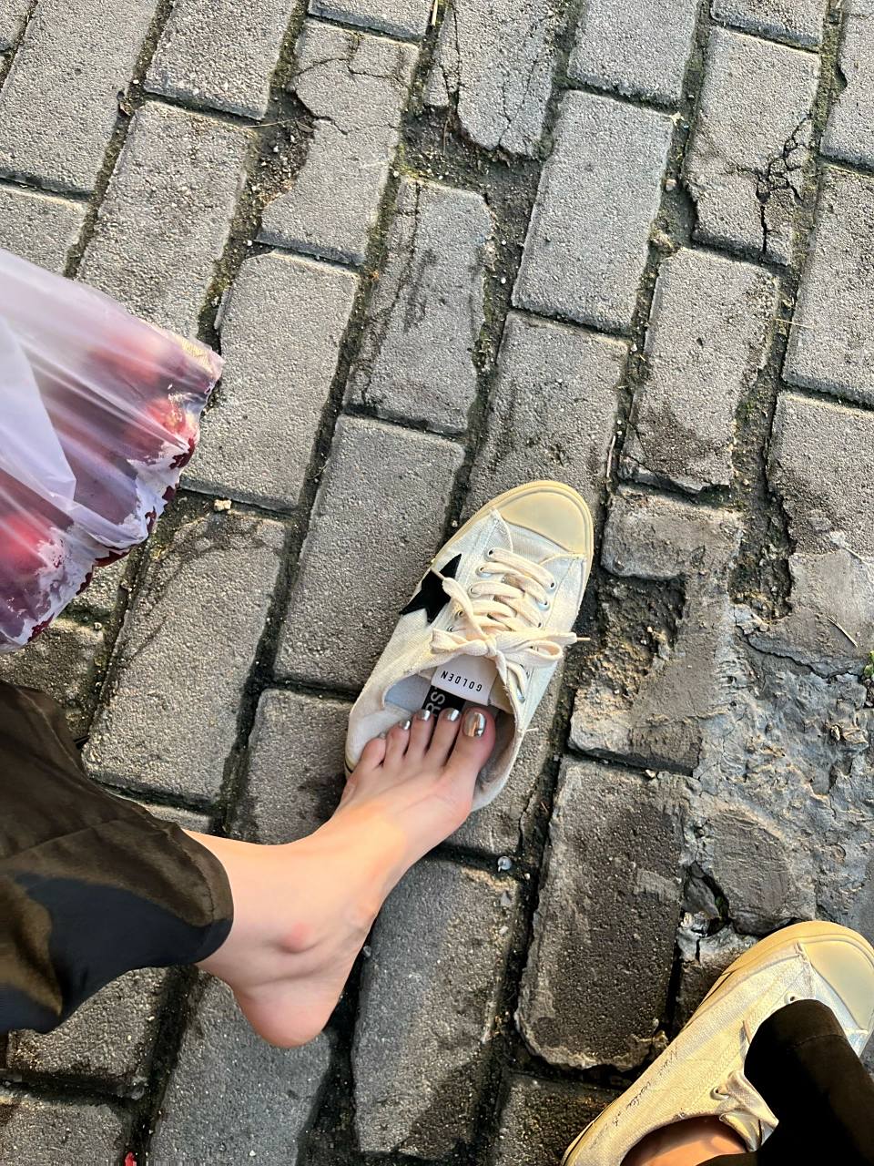 夏天必须安排魔镜粉脚指甲 #美甲# #日常穿搭# #记录生活