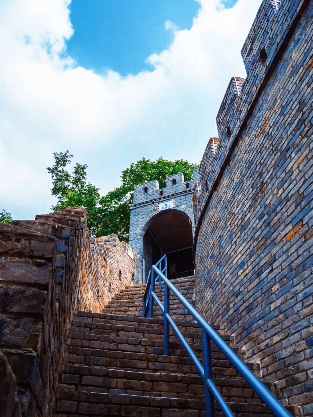 成都·金龙长城:探秘后人的仿作,感受独特魅力成都