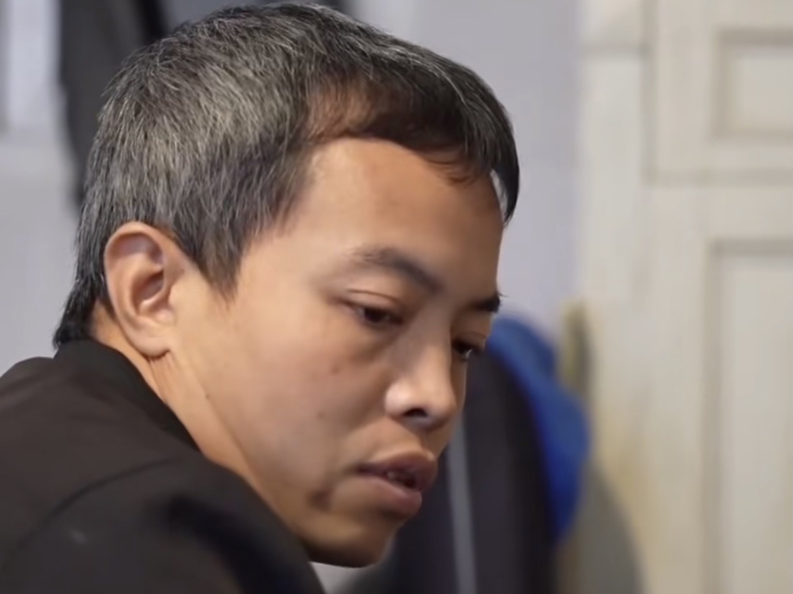 12月7日,四川成都32岁男子幼年被拐,流浪长大,至今没有身份证,没有