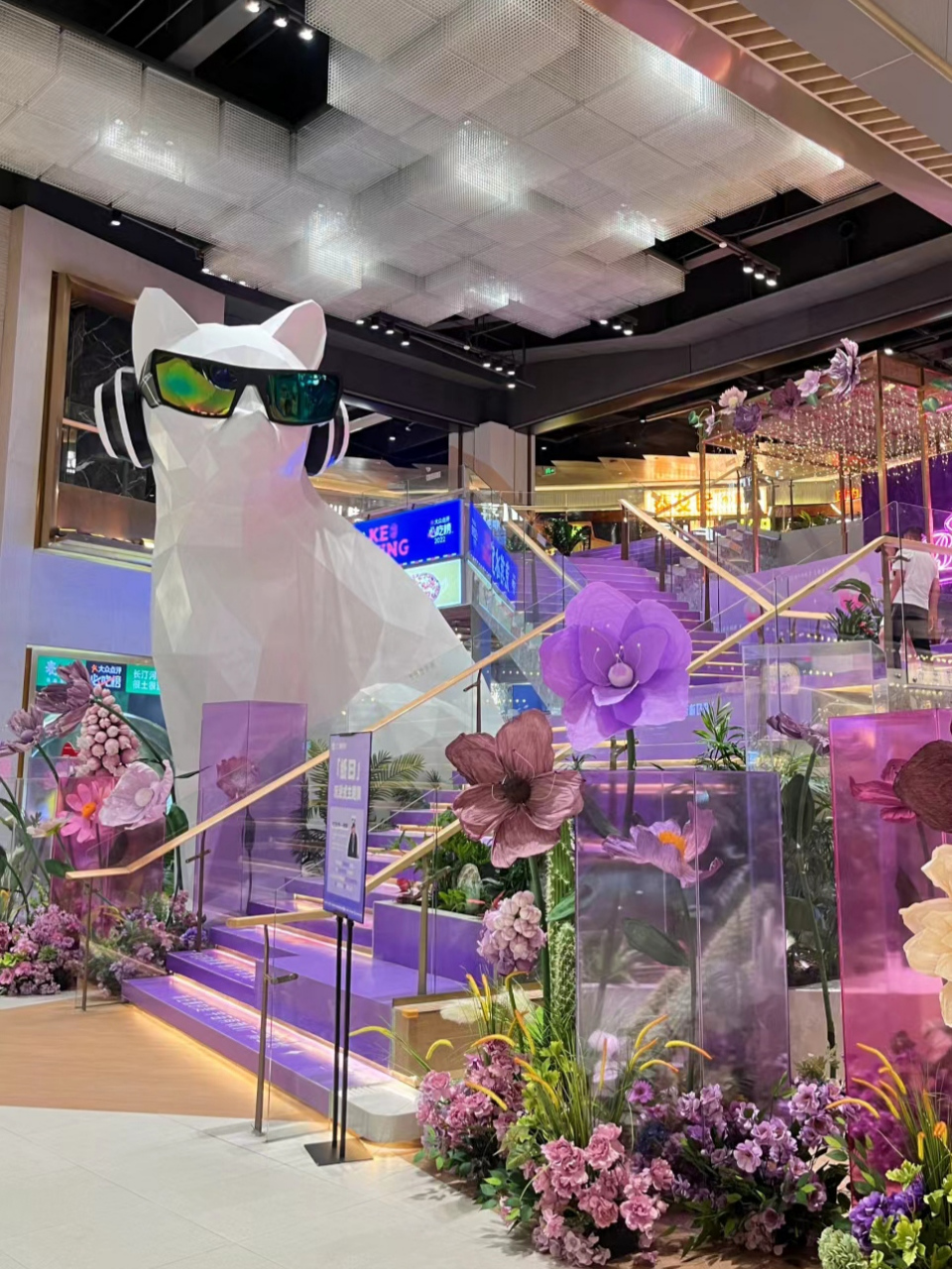 福州仓山爱琴海的紫色花海也太好看了,各种紫色为主题的花朵汇聚成了