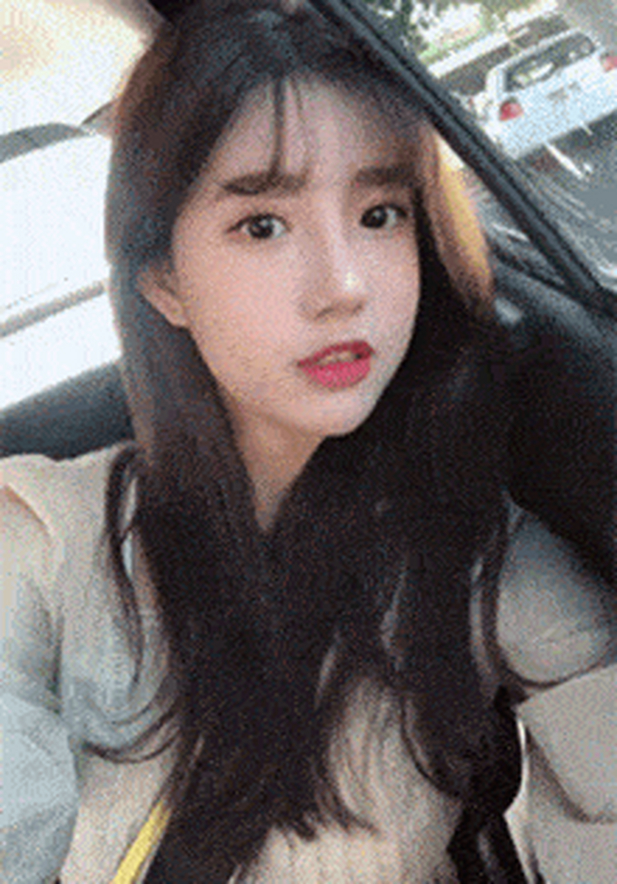 今天牙痛,半边脸肿了,去买止痛药遇到丈母娘,她看了我红肿的脸颊,没说