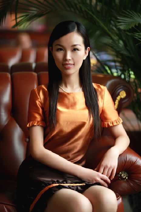 张曼