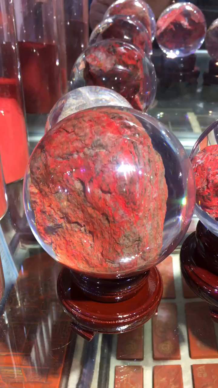 朱砂水晶球摆件