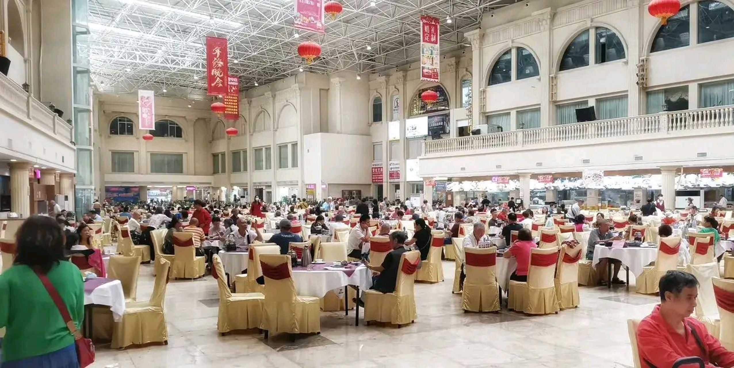 坐标荔湾区芳村的渔民新村.