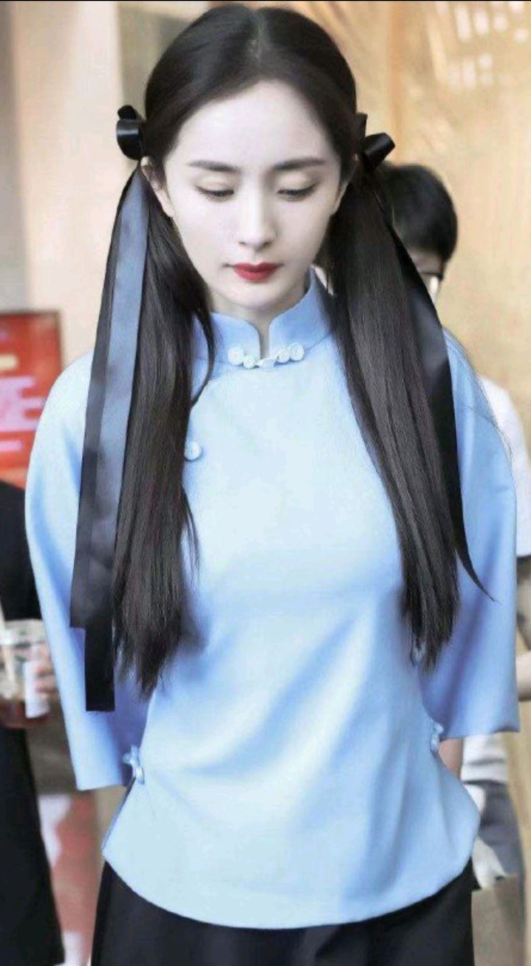 杨幂,民国女学生造型,双马尾可爱减龄