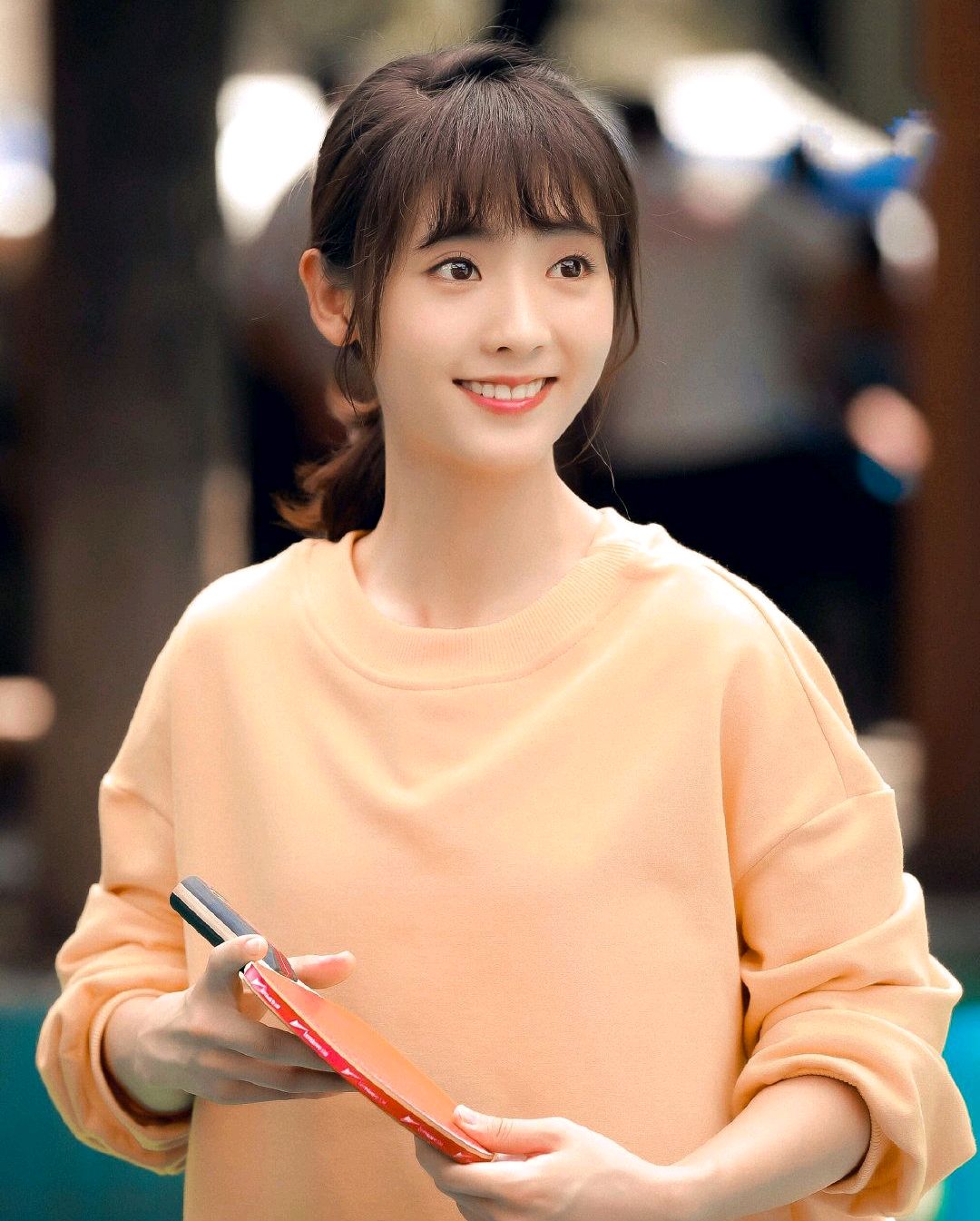 "美少女"邢菲,活泼可爱,笑容甜美