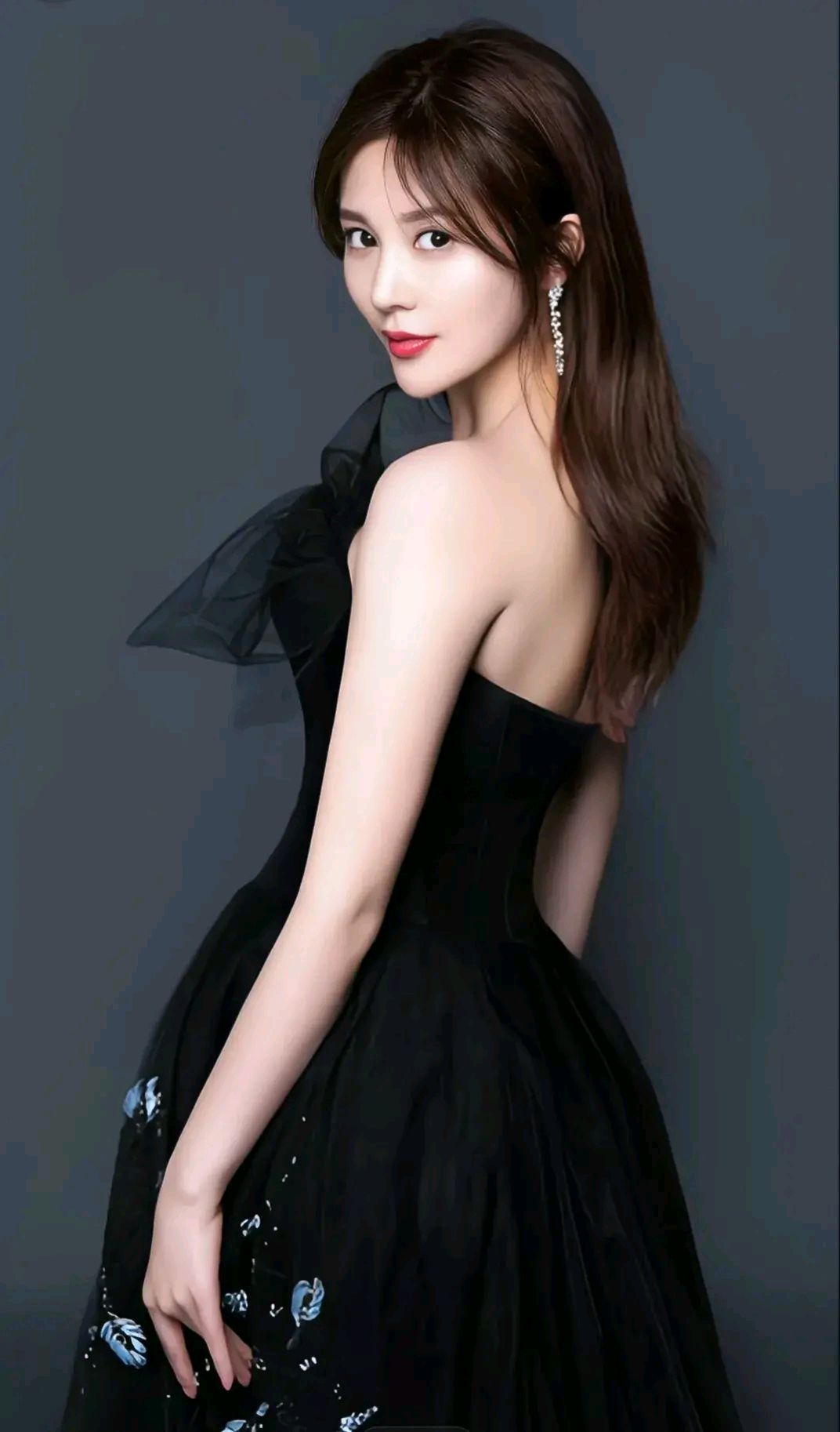 美女明星邬靖靖,美若天仙,令人心动