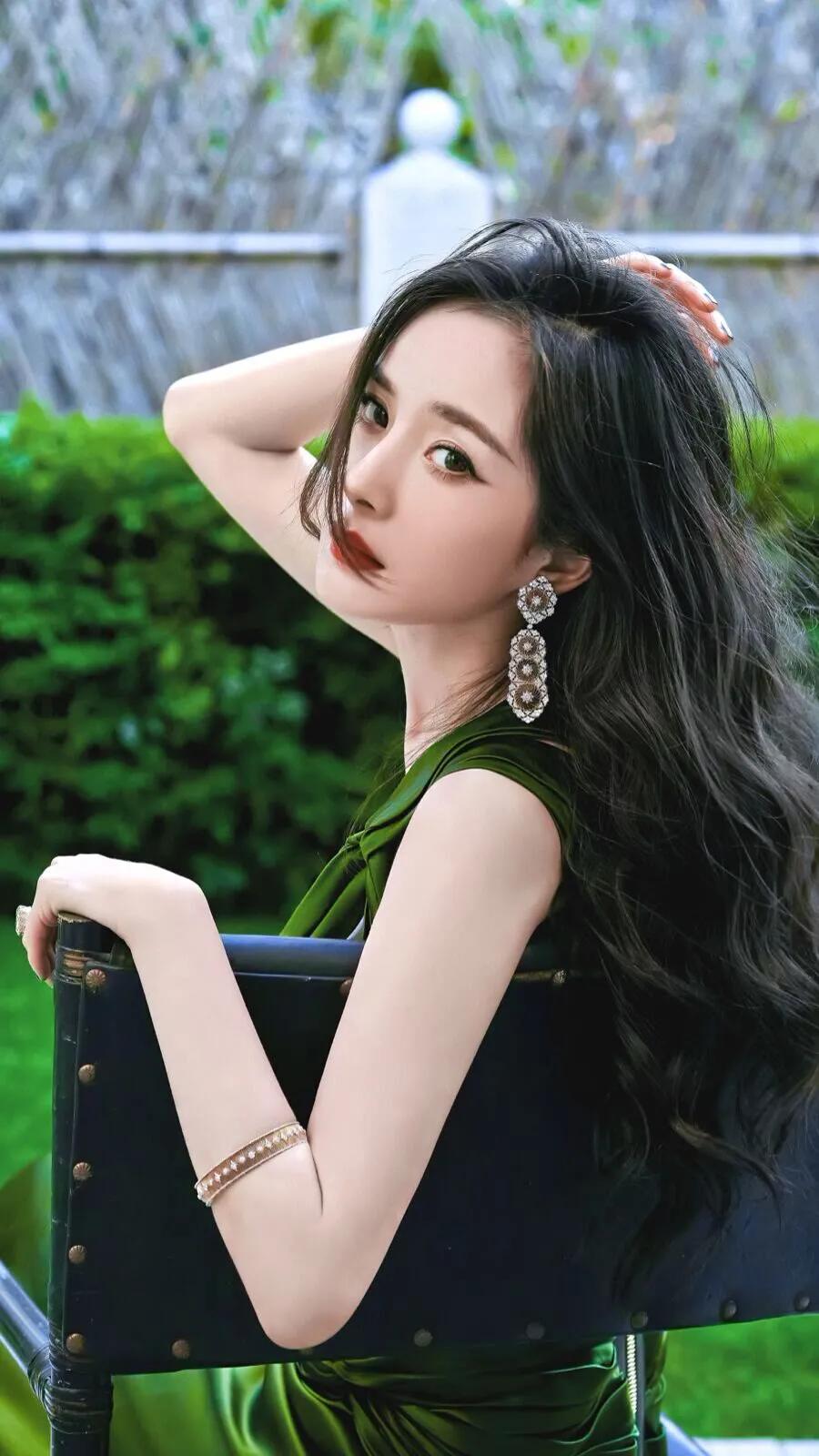 精美图集|杨幂,性感妩媚的女演员