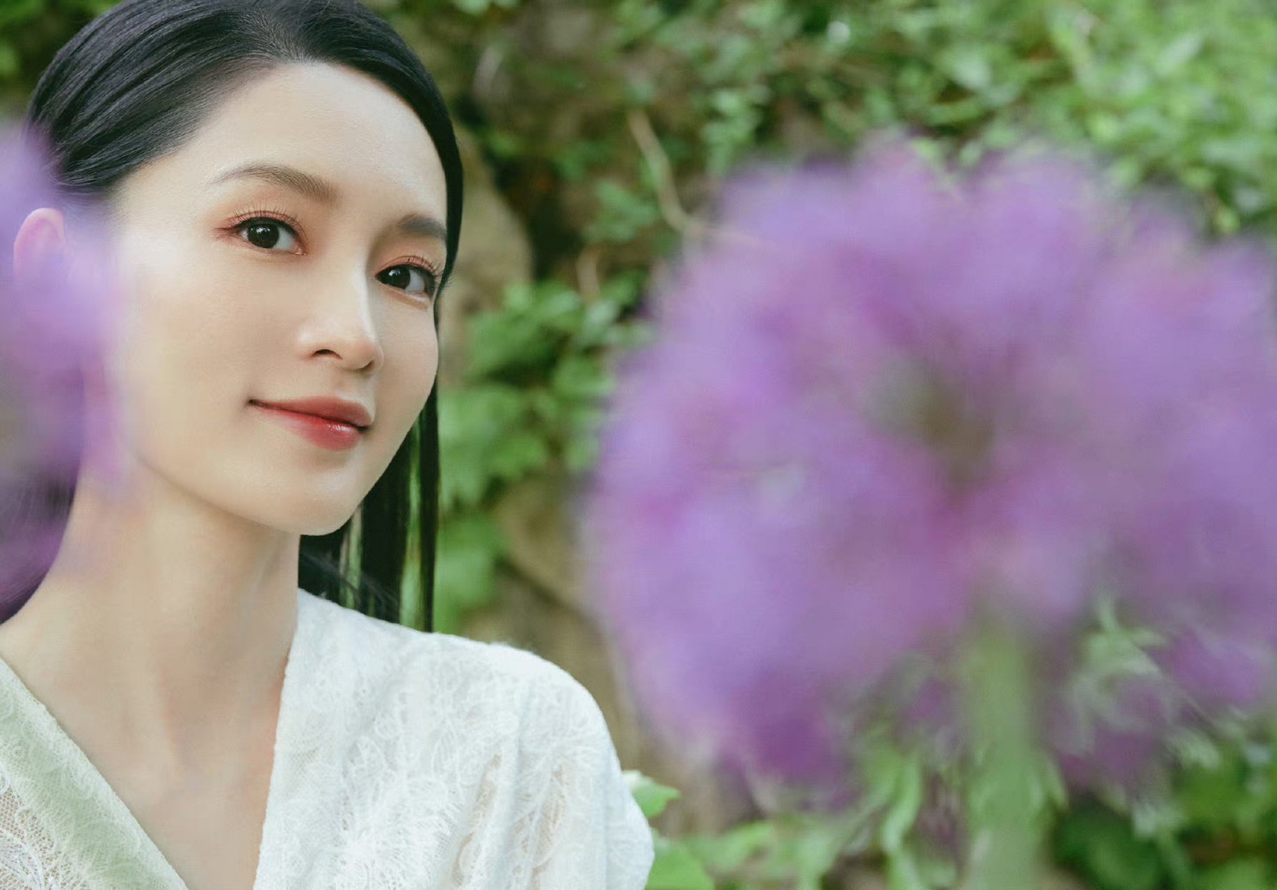 李沁# 白色蕾丝长裙,清素雅致,灵动浪漫 67