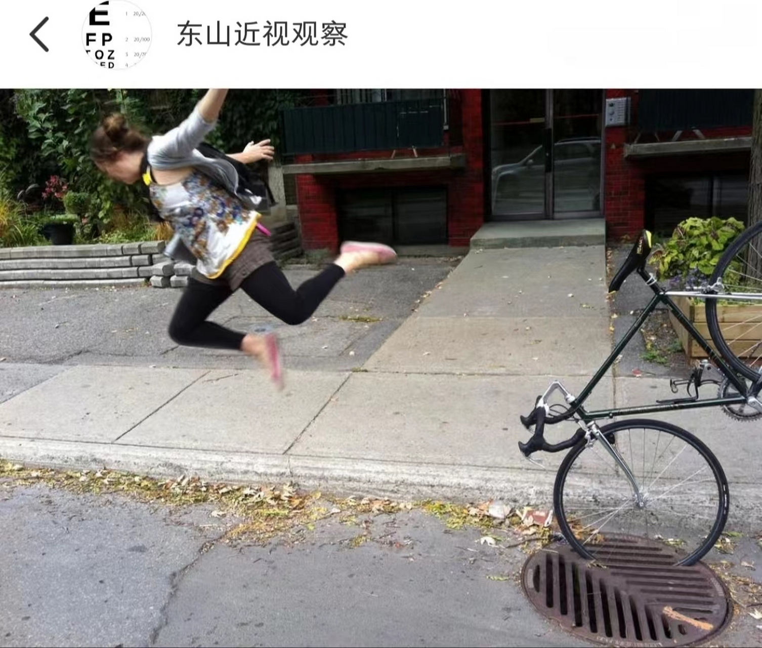 终于知道了公路车为什么要躲开井盖了,来自地图街景,大家骑车一定要