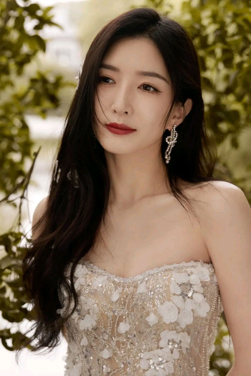 江疏影绝美手机壁纸,来一张吗?#江疏影