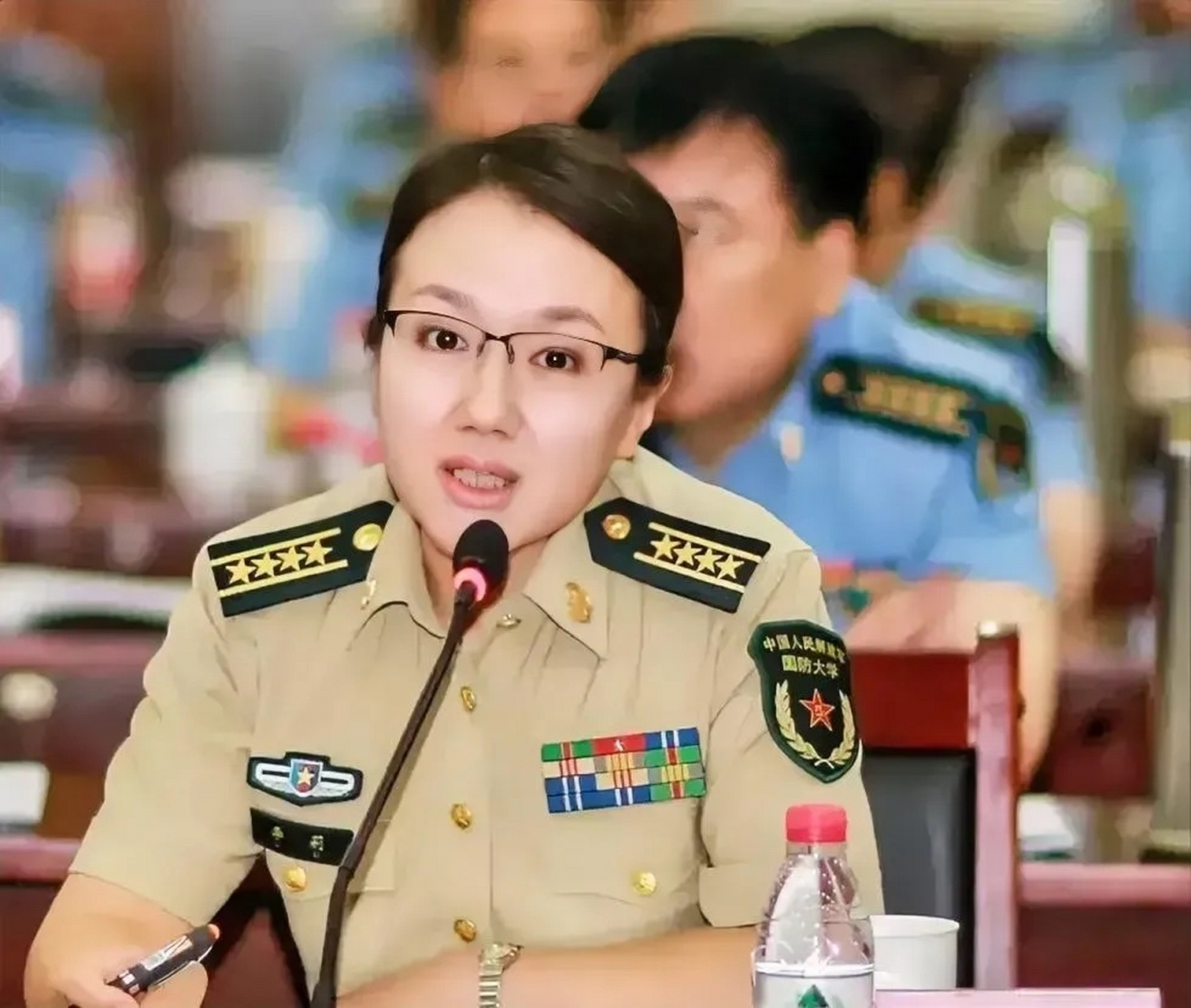 最初,李莉教授在她的言论中提出了一个观点:普里戈津的行动只是一个