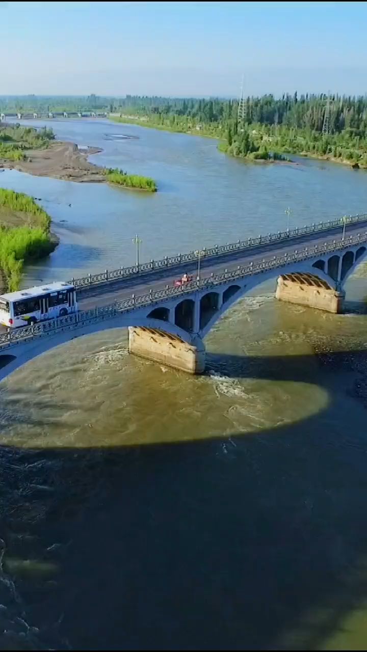 新疆伊犁河老桥