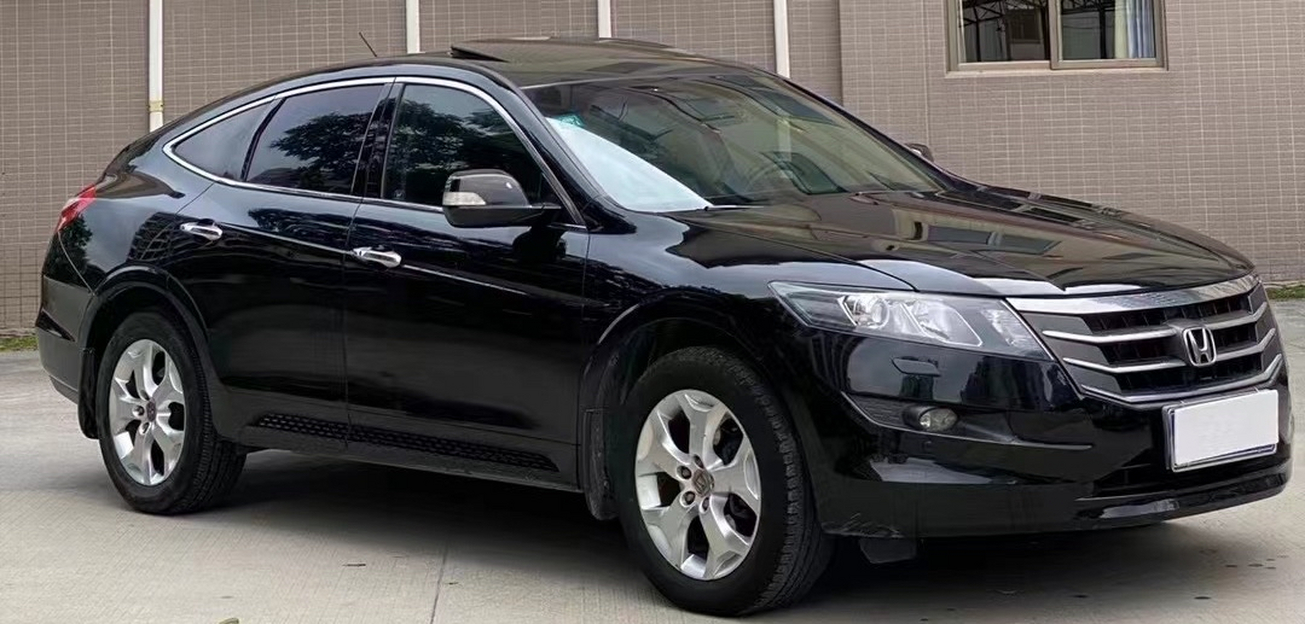 买下2013年上牌,广汽本田歌诗图2.