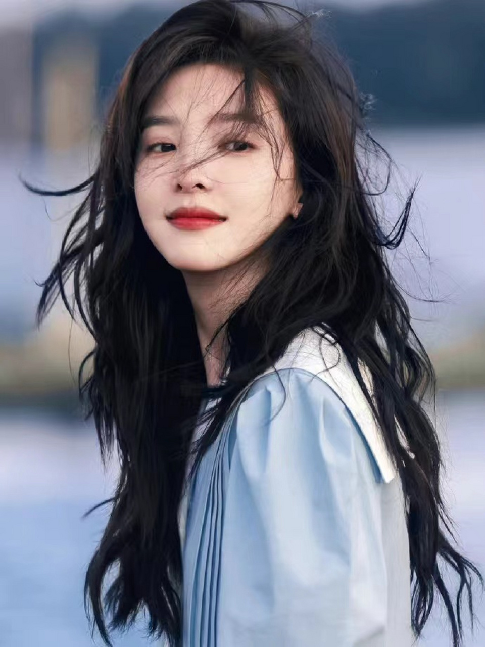 1,陈瑶在新公司算是一姐的待遇.