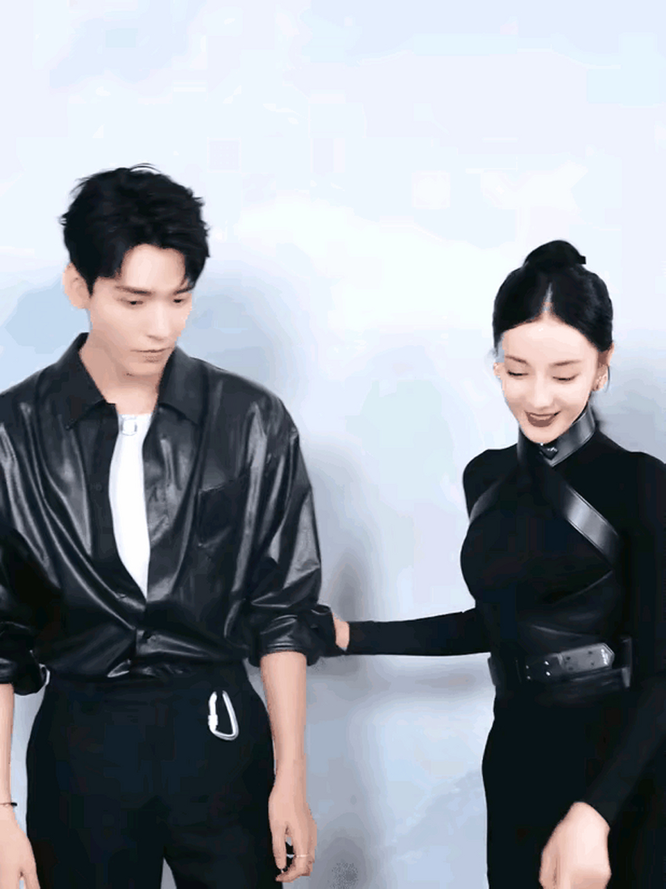 龚俊 热巴=绝代双骄!