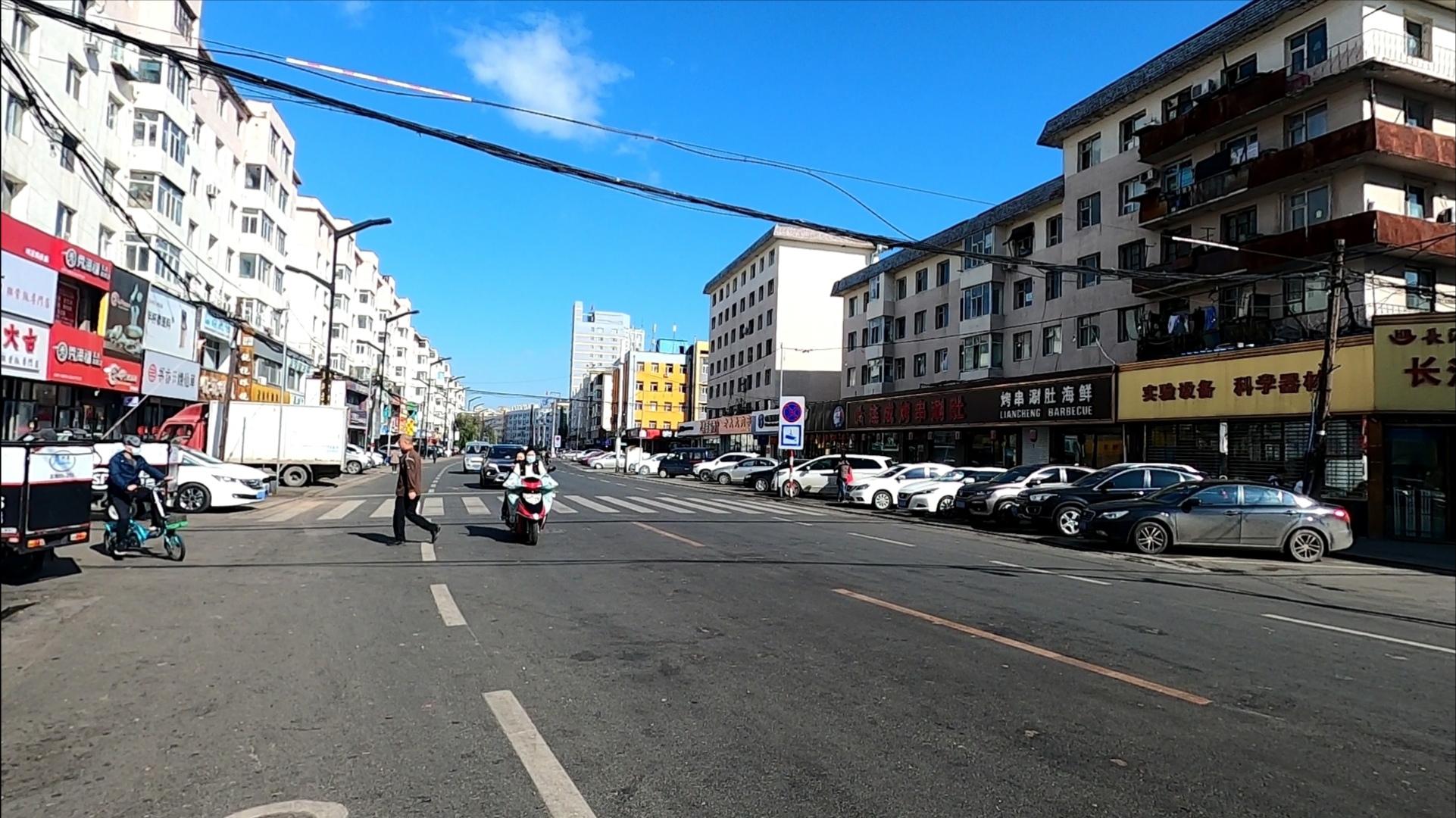 吉林珲春街早市,感受8点前和8点后的变化,这是东北的日常生活