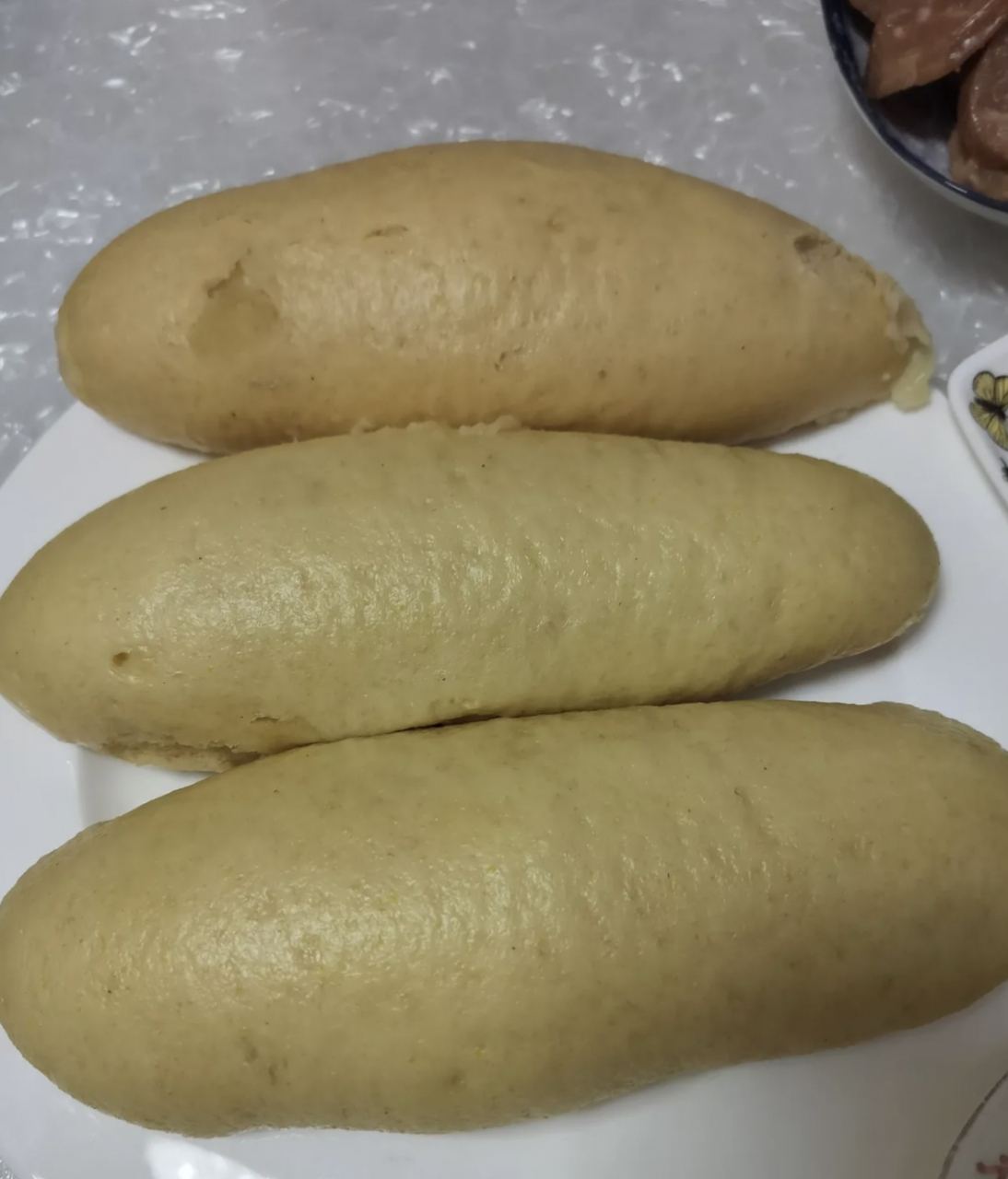 给蒸了个榴莲肉形状的馒头,谁都不服就服我妈