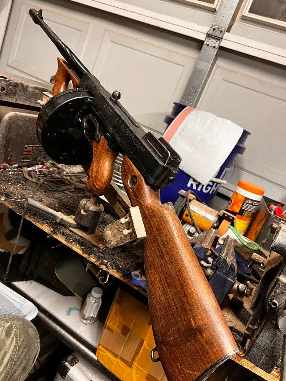 这是西装暴徒最爱芝加哥打字机的弹鼓……路见不平哒哒哒!