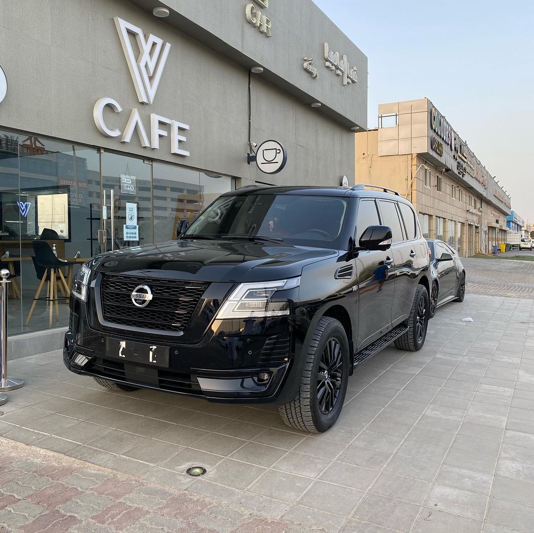 "黑武士"途乐曝光!尺寸大增,越野套件 四驱,对标陆巡lc,霸气